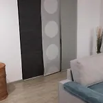 Apartament Lidia *